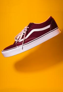 Primsoll Maroon